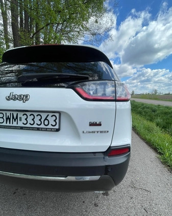 Jeep Cherokee cena 88900 przebieg: 46000, rok produkcji 2021 z Łapy małe 742